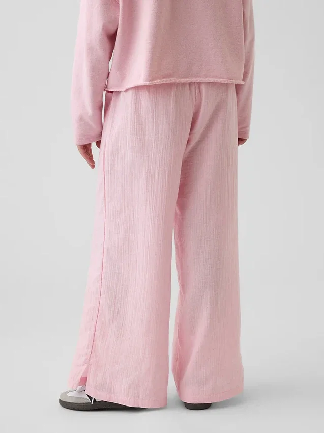Kinderhose aus Baumwollgaze mit weitem Bein