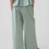 Kinderhose aus Baumwollgaze mit weitem Bein