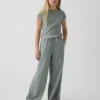 Kinderhose mit weitem Bein im Relaxed-Schnitt