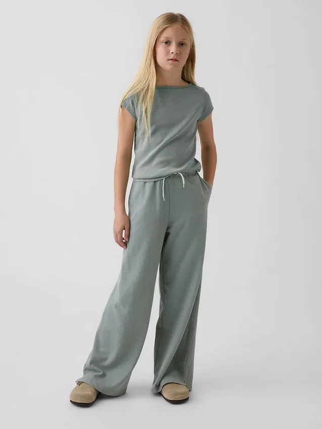 Kinderhose mit weitem Bein im Relaxed-Schnitt