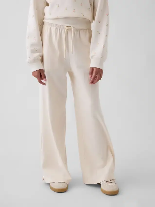 Kinderhose mit weitem Bein im Relaxed-Schnitt