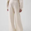 Kinderhose mit weitem Bein im Relaxed-Schnitt