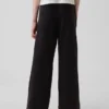 Kinderhose mit weitem Bein im Relaxed-Schnitt