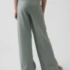 Kinderhose mit weitem Bein im Relaxed-Schnitt