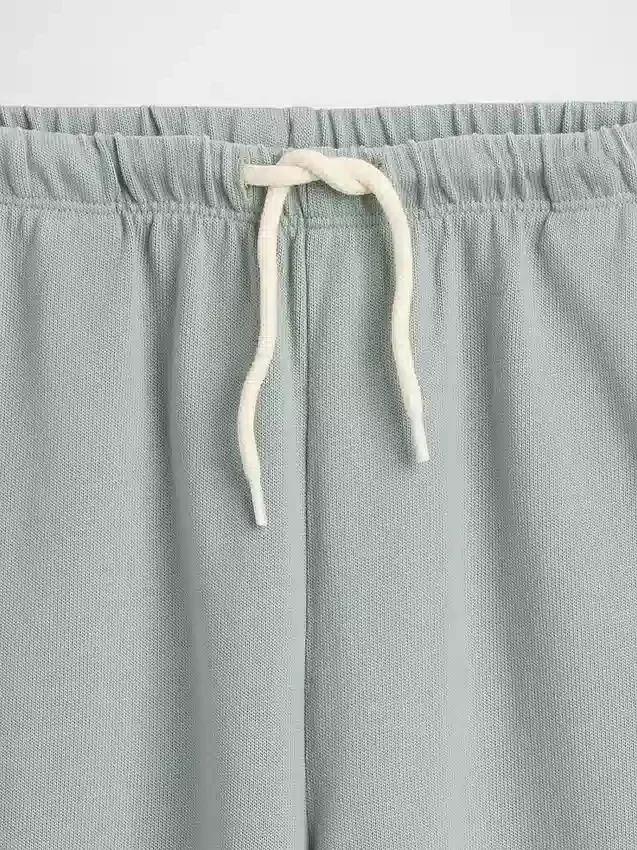 Kinderhose mit weitem Bein im Relaxed-Schnitt