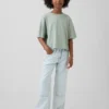 Kinderjeans mit niedriger Leibhöhe, weitem Bein und weitem Schnitt
