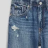 Kinderjeans mit niedriger Leibhöhe, weitem Bein und weitem Schnitt
