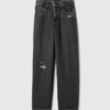 Kinderjeans mit niedriger Leibhöhe, weitem Bein und weitem Schnitt