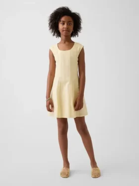 Kinderkleid aus Leinen-Baumwollmischung mit U-Ausschnitt