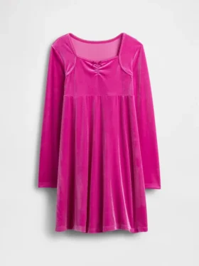 Kinderkleid aus Samt mit Empire-Taille