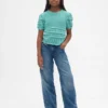 Kinderpullover mit Wellenkante und gemischten Maschen