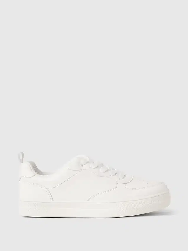 Klassische Kindersneaker