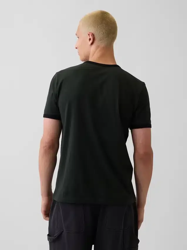 Klassisches T-Shirt