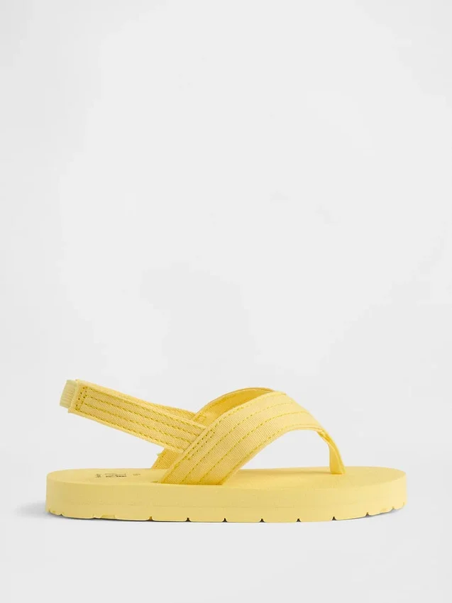 Kleinkind-Flip-Flops aus Canvas