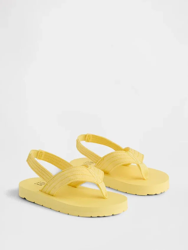 Kleinkind-Flip-Flops aus Canvas