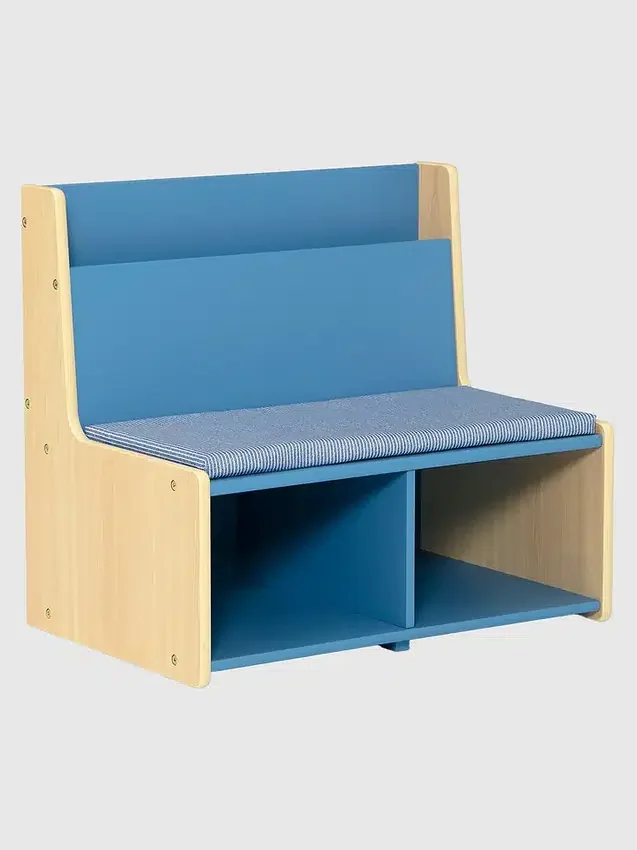 Kleinkind-Leseecke mit gepolsterter Bank