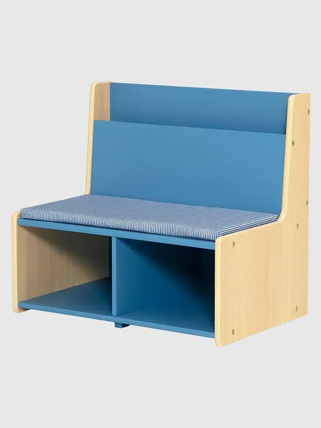 Kleinkind-Leseecke mit gepolsterter Bank