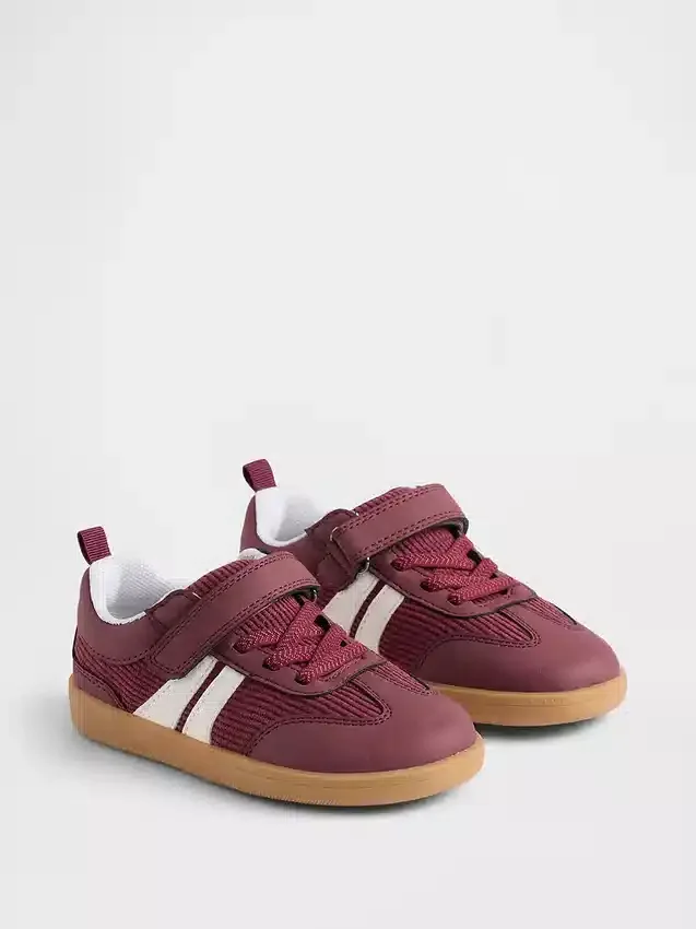 Kleinkind-Sneaker aus Cord