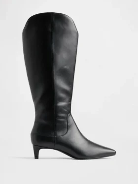 Kniehohe Stiefel mit Kitten-Heel und spitzer Zehenpartie