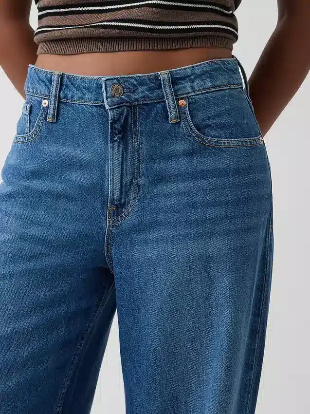 Kurvenbetonte, ultrasofte Baggy-Jeans mit mittlerer Leibhöhe