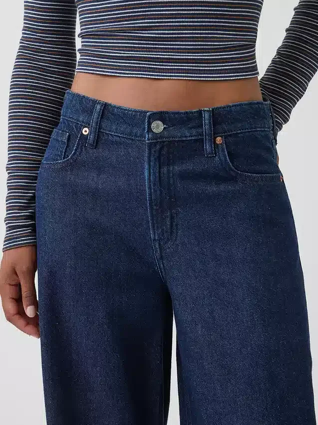 Kurvenbetonte, ultrasofte Baggy-Jeans mit mittlerer Leibhöhe