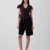 Kurzes Peplum-Oberteil aus Spitzenvoile