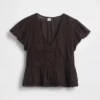 Kurzes Peplum-Oberteil aus Spitzenvoile