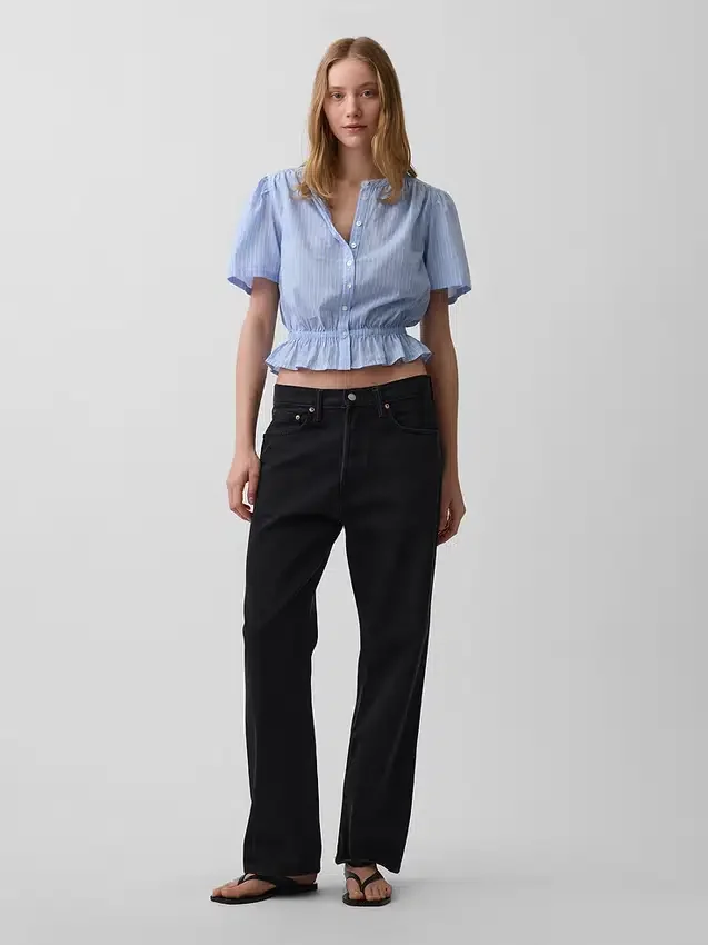 Kurzes Peplum-Oberteil mit Knopfleiste