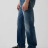 Locker sitzende Straight-Jeans