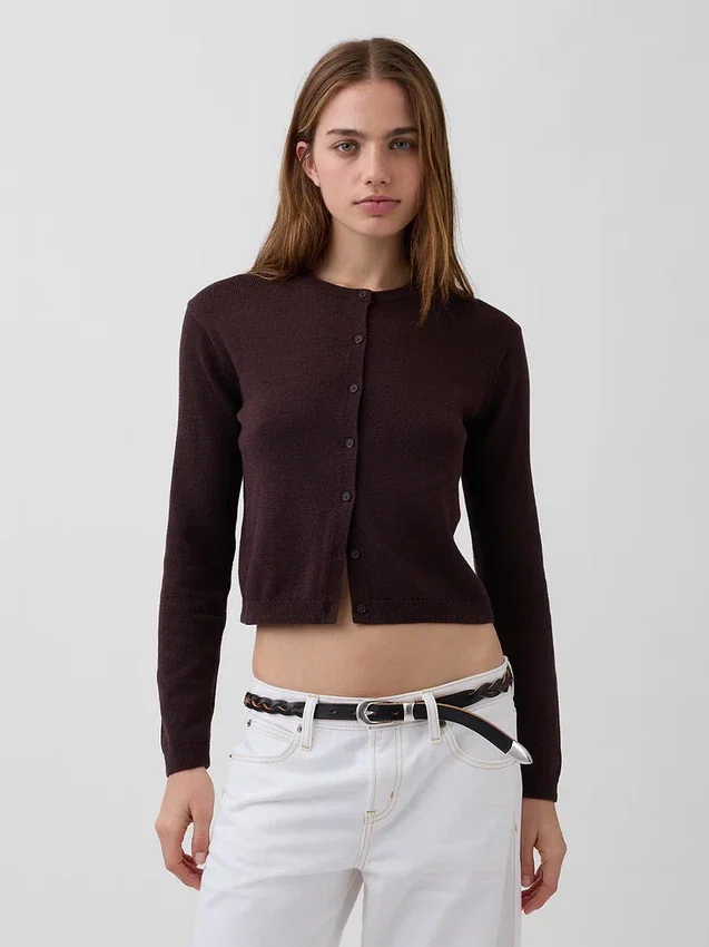 Locker sitzender, kurz geschnittener Pullover aus 100 % Baumwolle
