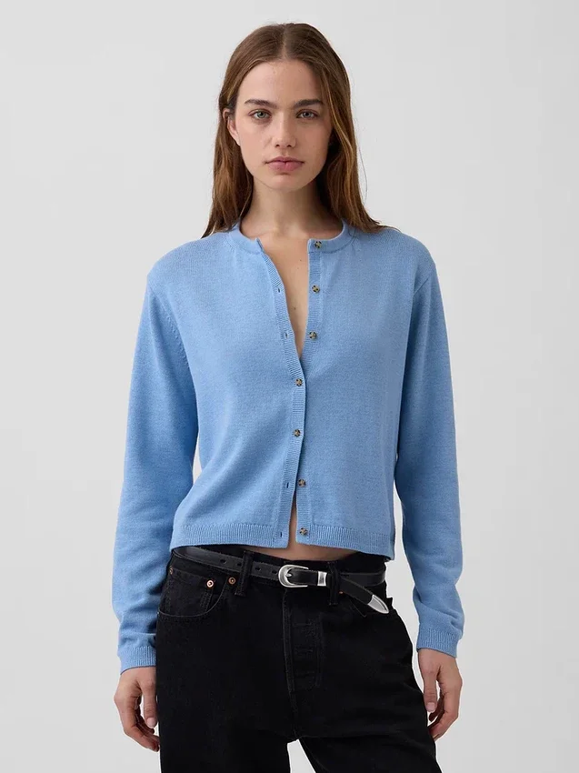 Locker sitzender, kurz geschnittener Pullover aus 100 % Baumwolle