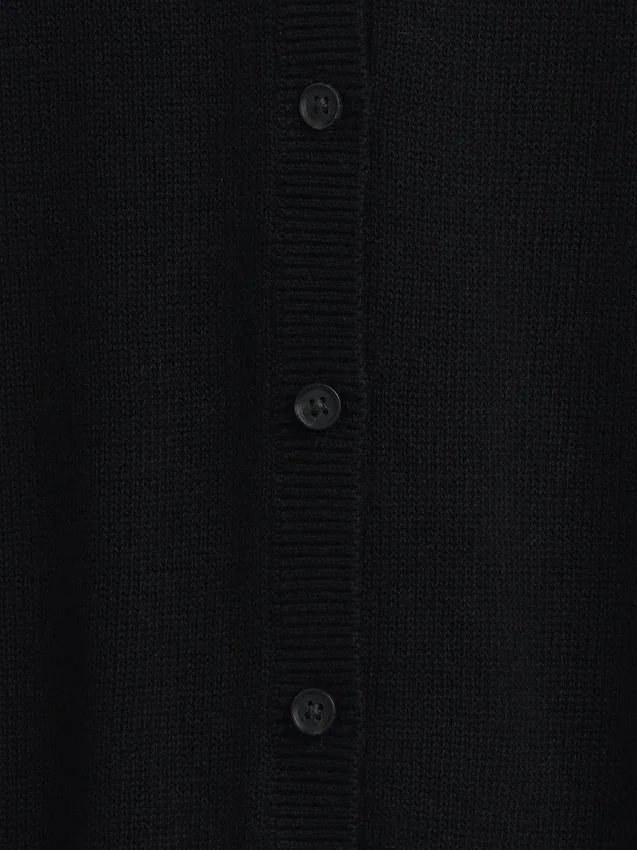 Locker sitzender, kurz geschnittener Pullover aus 100 % Baumwolle