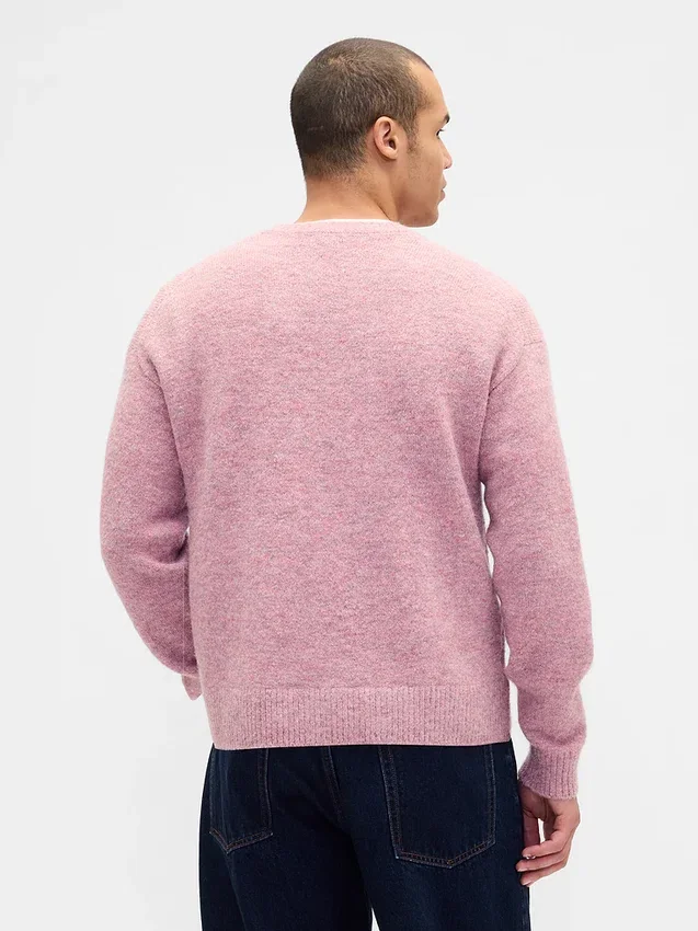 Locker sitzender, kurzer Pullover mit V-Ausschnitt