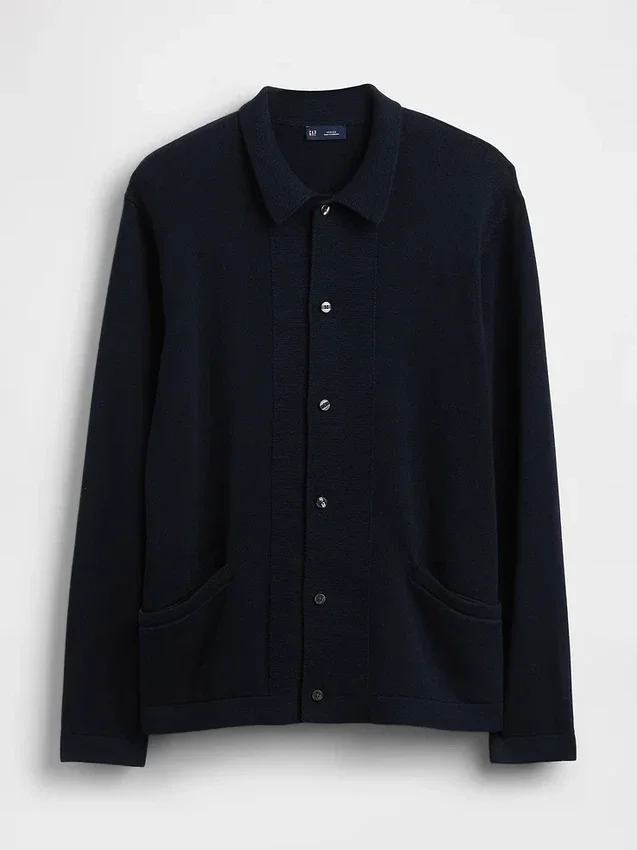 Locker sitzender Pullover