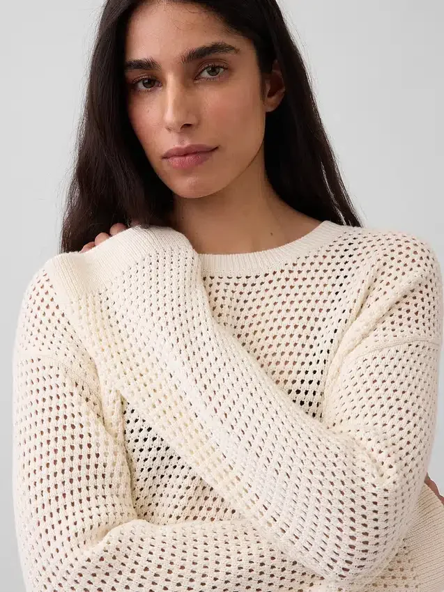 Locker sitzender Pullover aus 100 % Baumwolle im Häkel-Look