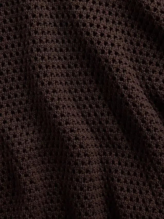 Locker sitzender Pullover aus 100 % Baumwolle im Häkel-Look