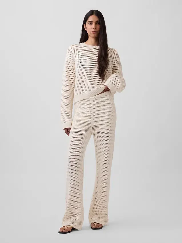 Locker sitzender Pullover aus 100 % Baumwolle im Häkel-Look