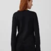 Locker sitzender Pullover aus Baumwollmischung mit V-Ausschnitt