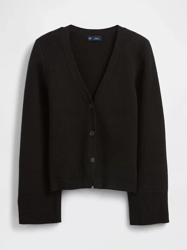 Locker sitzender Pullover aus Baumwollmischung mit V-Ausschnitt