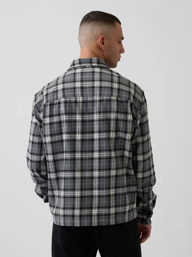 Locker sitzendes Flanellhemd aus Bio-Baumwolle