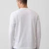 Locker sitzendes Henley-T-Shirt
