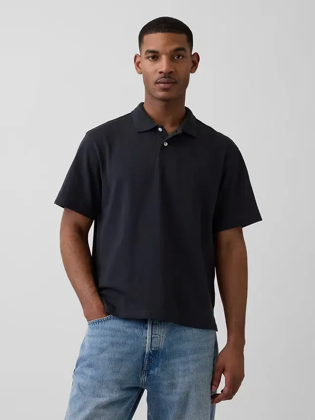 Locker sitzendes Piqué-Poloshirt
