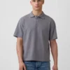 Locker sitzendes Piqué-Poloshirt