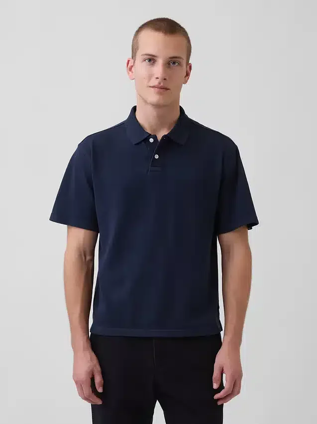 Locker sitzendes Piqué-Poloshirt