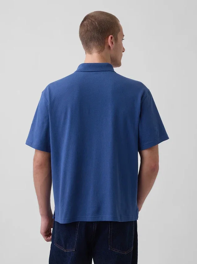 Locker sitzendes Piqué-Poloshirt