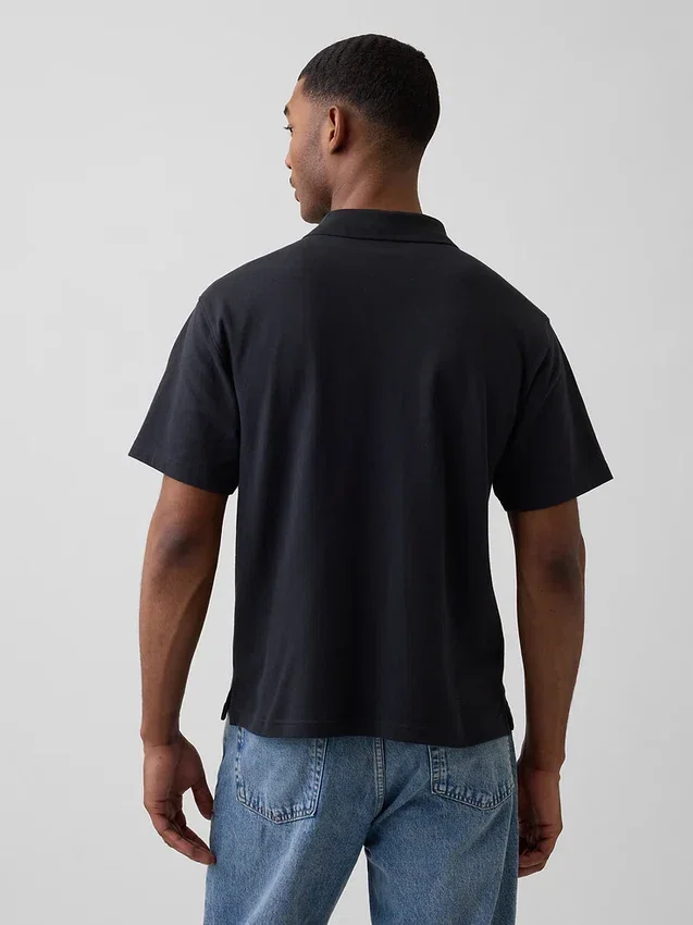Locker sitzendes Piqué-Poloshirt