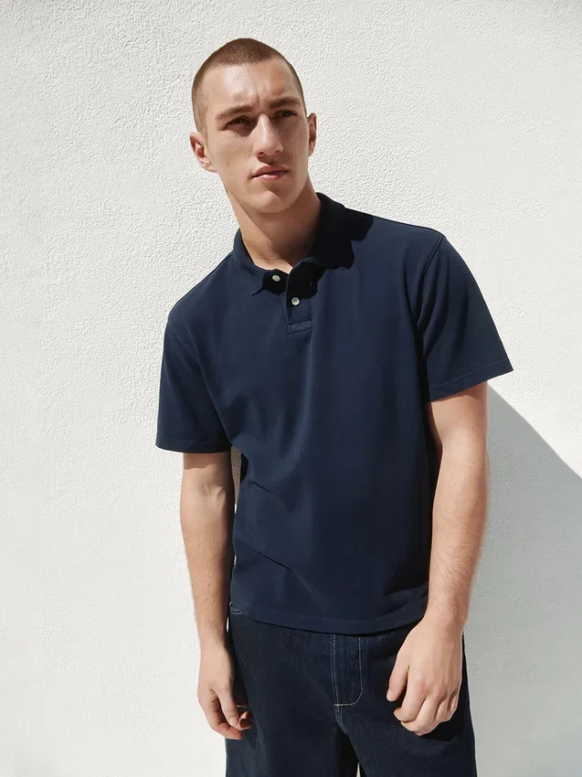 Locker sitzendes Piqué-Poloshirt