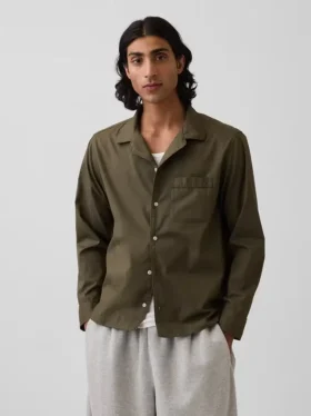 Locker sitzendes Pyjamahemd