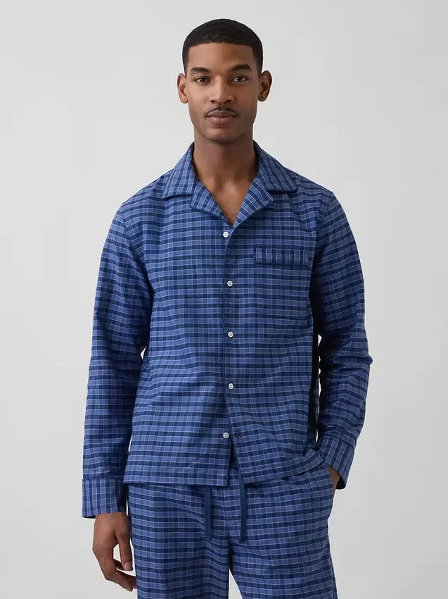 Locker sitzendes Pyjamahemd