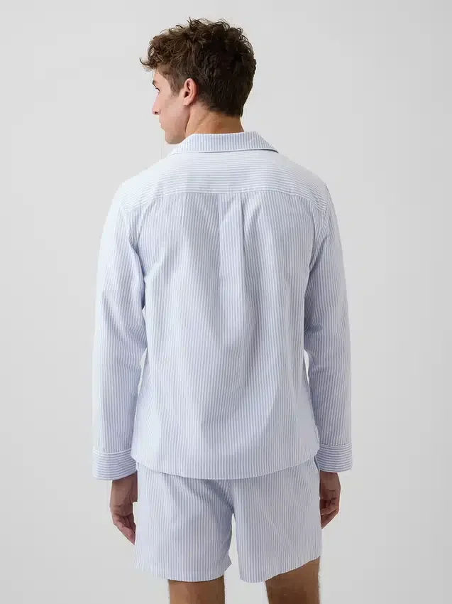 Locker sitzendes Pyjamahemd
